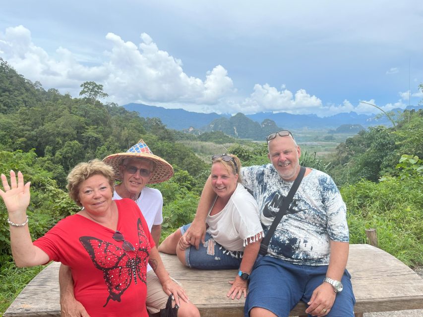 Krabi: Khao Sok Elephant Rescue Center & Bamboo Raft Paddle