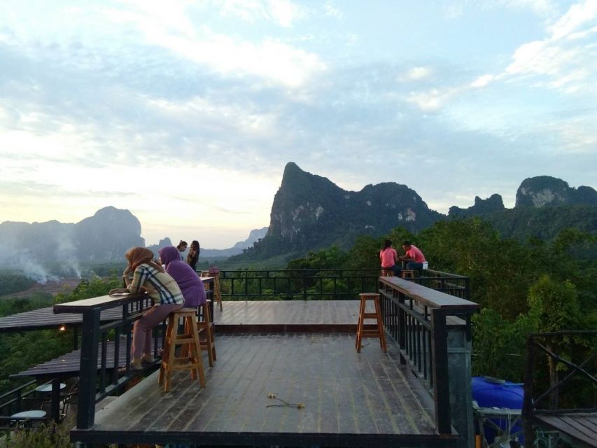 Krabi: Sunrise Breakfast & Kayaking at Khlong Nam Sai - Activity Overview