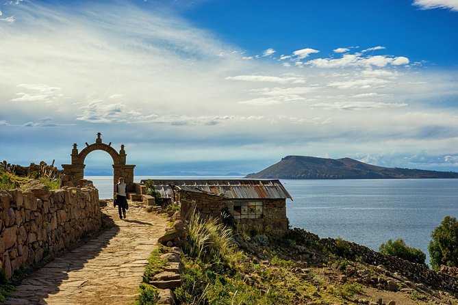 Lake Titicaca (Day Trip) Uros & Taquile Islands