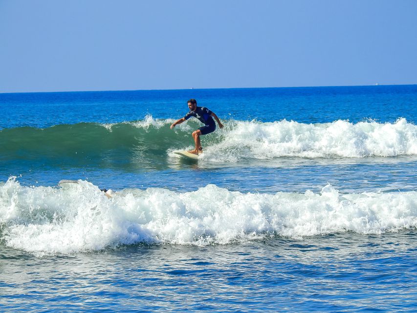 las-palmas-learn-to-surf-with-a-special-price-for-two-group-activity-details
