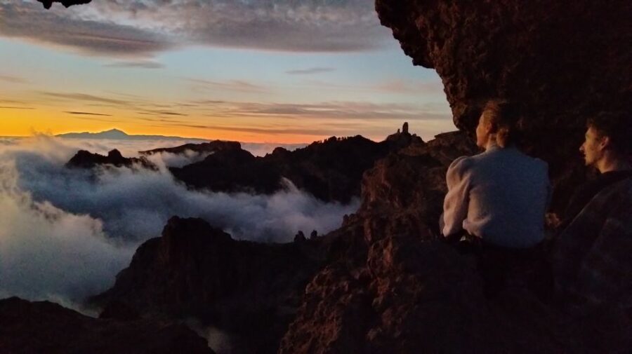 Las Palmas: Sunset & Night Sky Guided Astronomy Hiking Tour - Activity Overview