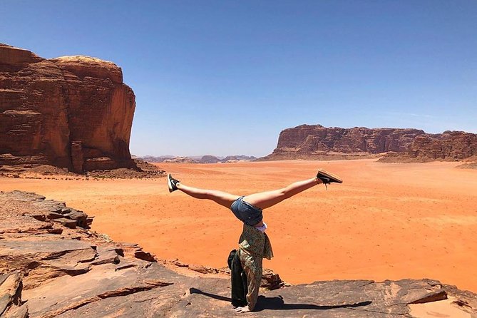 lawrences-house-jeep-tour-5-hours-exploring-wadi-rum-landscape