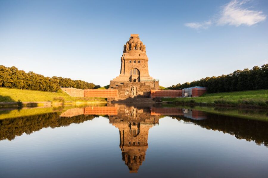 Leipzig: Hop-On Hop-Off Bus Tour With Walking Tour