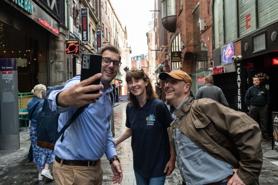 liverpool-city-and-cavern-quarter-walking-tour-iconic-landmarks-of-liverpool