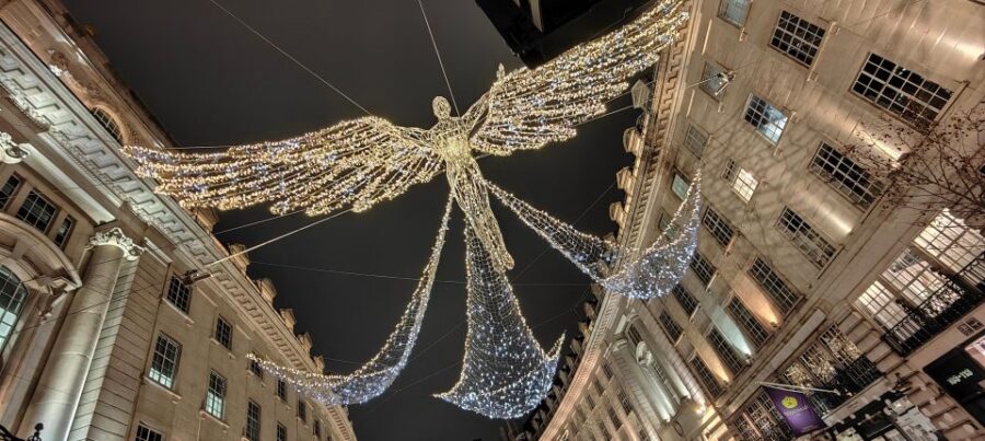 London Christmas Sparkle Private Walking Tour - Magical 2000-Year-Old City of Londinium