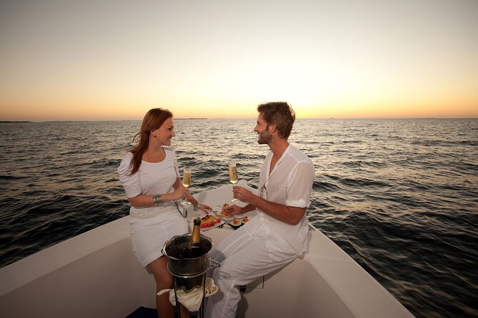 Los Cabos Private Yacht Tour, Water Activities, Lunch and Drinks - Explore Cabo San Lucas