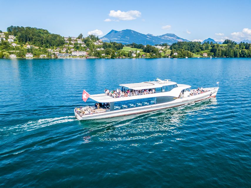 Lucerne: 1-Hour Cruise on Panoramic Yacht