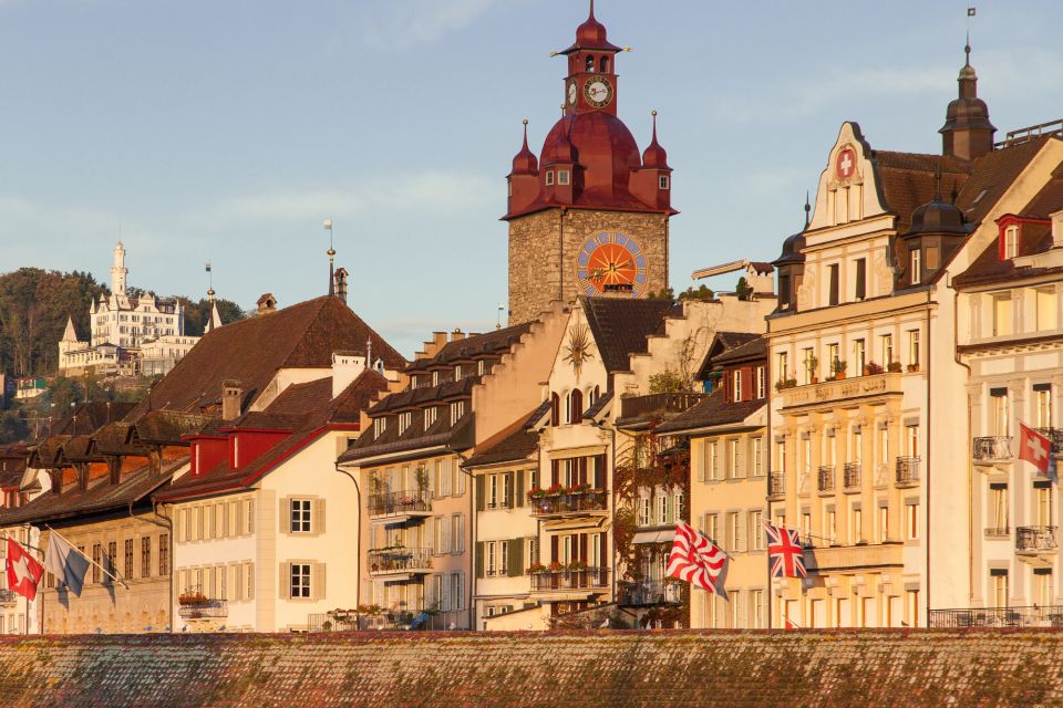 Lucerne: First Discovery Walk and Reading Walking Tour