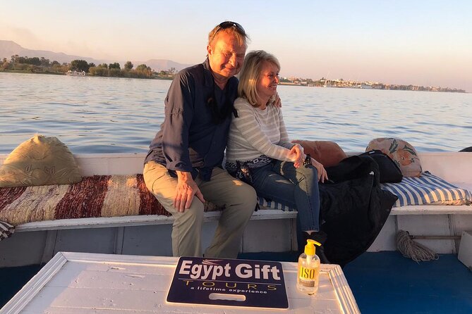 Luxor Sunset Felucca Ride With Lunch or Dinner on Board