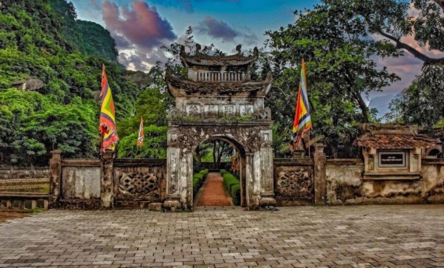 Luxury Private Tour: Hoa Lu - Trang An 1 Day From Hanoi - Tour Highlights