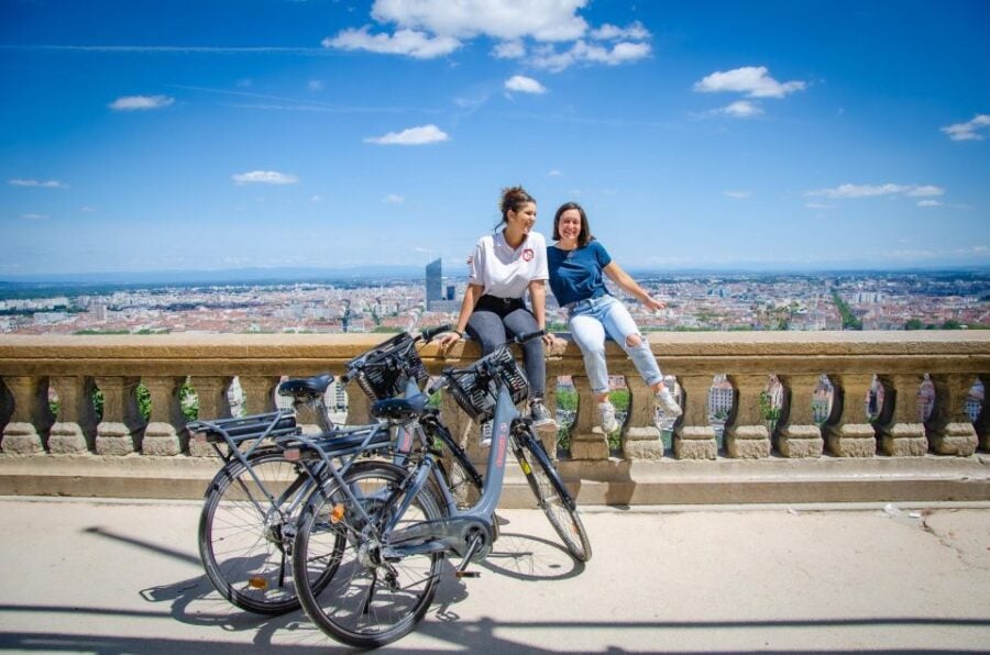 Lyon: 2-Hills E-Bikes Tour - Tour Overview