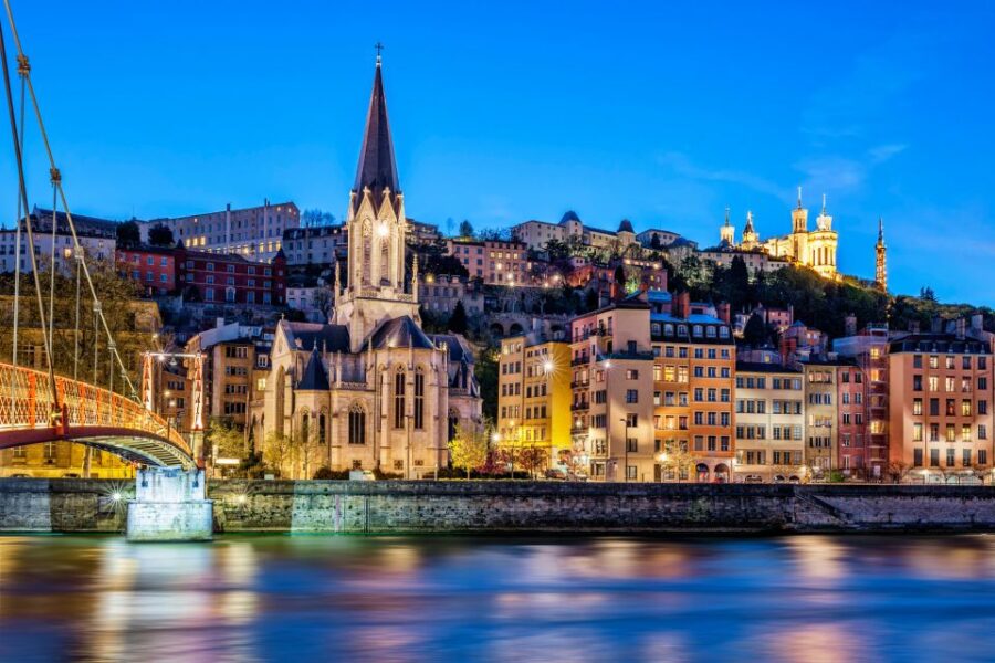 Lyon Highlights Self-Guided Scavenger Hunt and Walking Tour