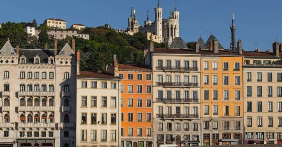 Lyon: Private Custom Tour With a Local Guide