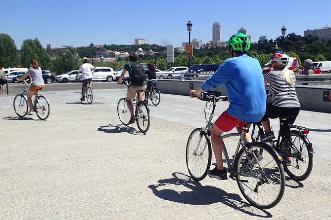 Madrid City Tour | Regular Bike | Reduced Groups - Tour Overview