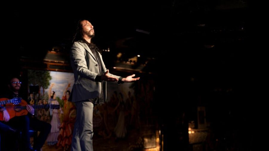 Madrid: Flamenco Show & Drink at Tablao 1911 (World's Oldest) - Overview of Tablao 1911