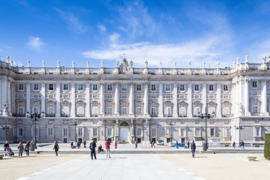 madrid-royal-palace-monolingual-guided-tour-overview-of-the-royal-palace