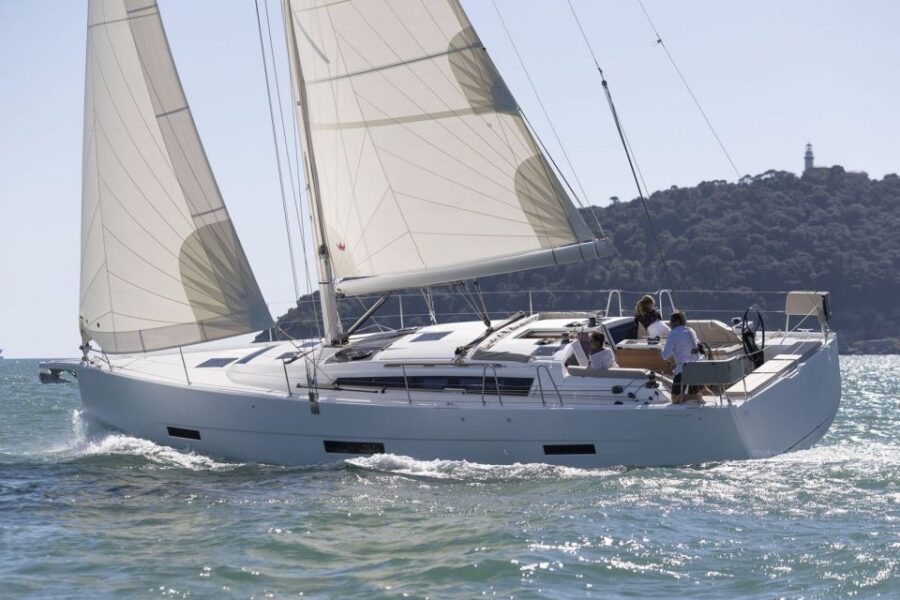 Mallorca: Midday or Sunset Sailing With Snacks and Open Bar - Tour Overview