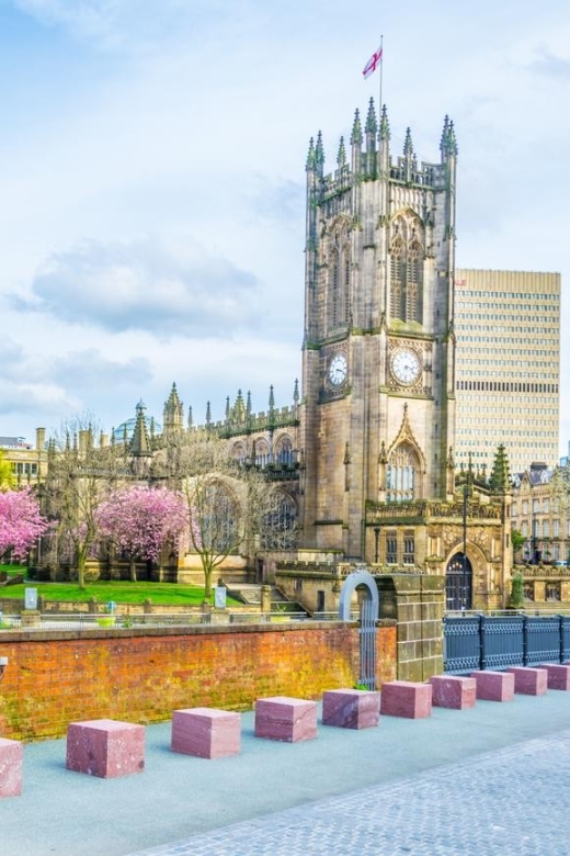 Manchester Marvels: Guided Family Walking Tour