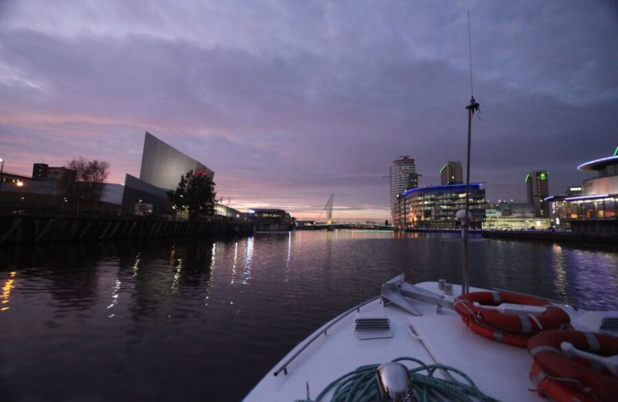 Manchester: Swing and Rat Pack River Cruise