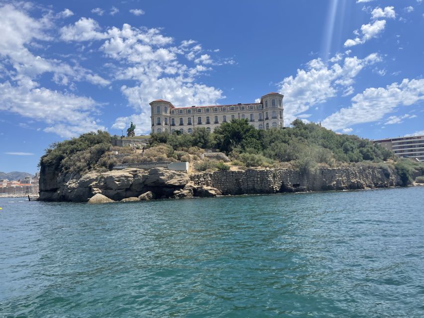 Marseille: Boat Tour With Stop on the Frioul Islands - Boat Tour Overview