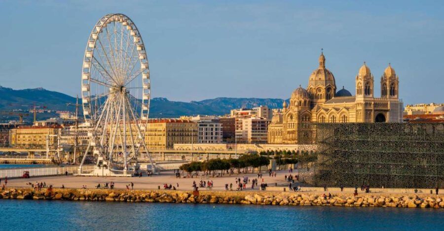 Marseille: Insta-Perfect Walk With a Local
