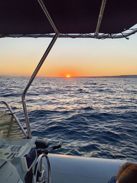 Marseille: Sunset Frioul Archipelago Boat Cruise