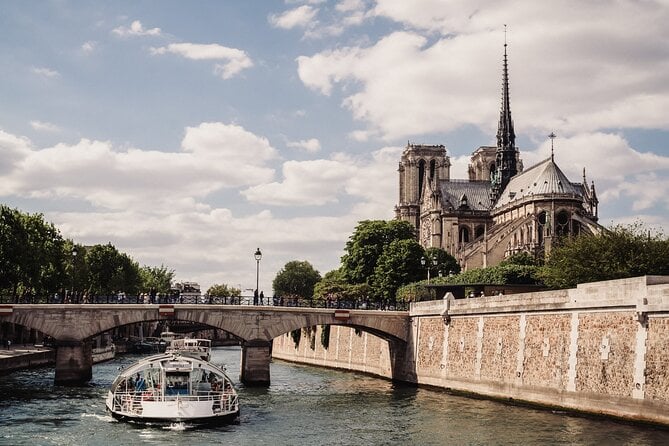 medieval-quarter-tour-with-sainte-chapelle-notre-dame-whats-included