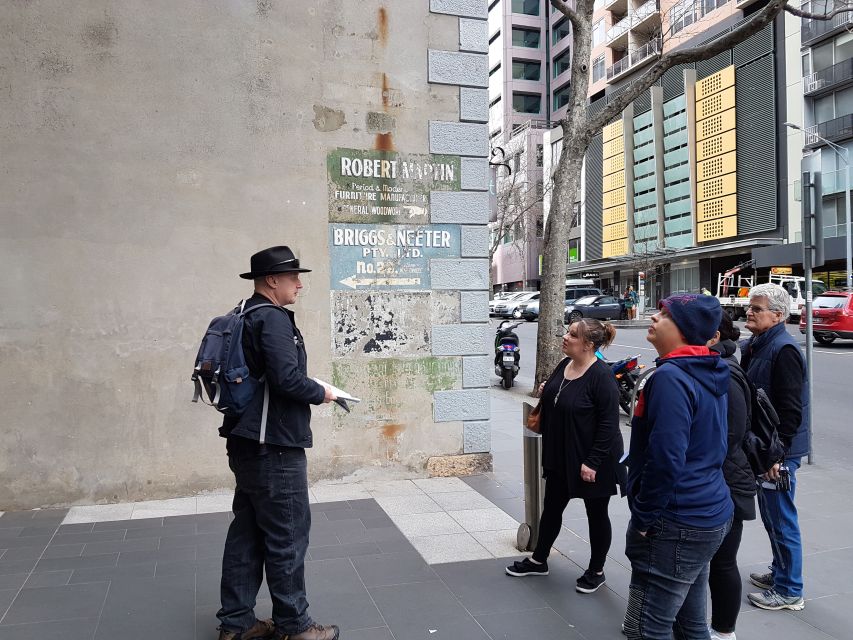 Melbourne: Gangsters, Brothels and Lolly Shops Tour