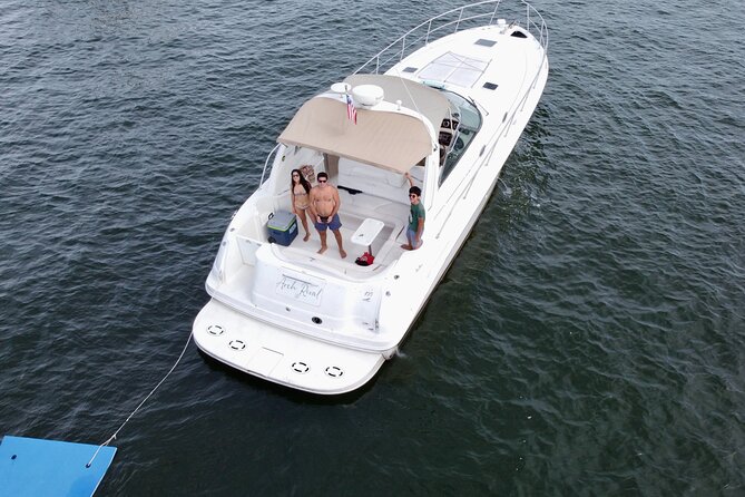Miami Beach Luxury Yacht Adventure: Explore Stunning Coastline - Included in the Experience