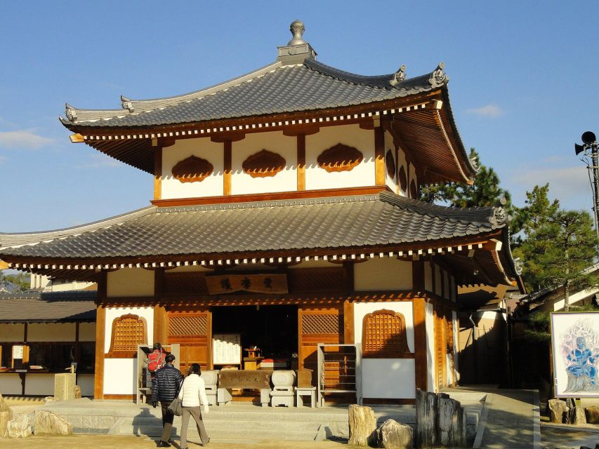 Miyajima (Itsukushima) Audio Guide: Japans Spiritual Isle - Revered Itsukushima Shrine