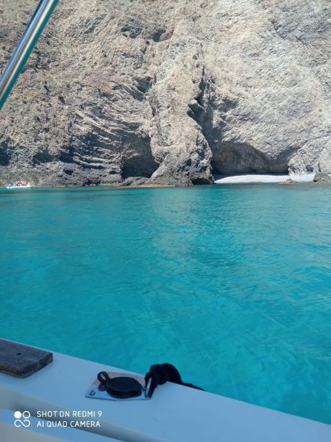 mojacar-vera-beaches-and-secret-corners-of-the-mojacar-coast-sailing-the-scenic-mojacar-coastline