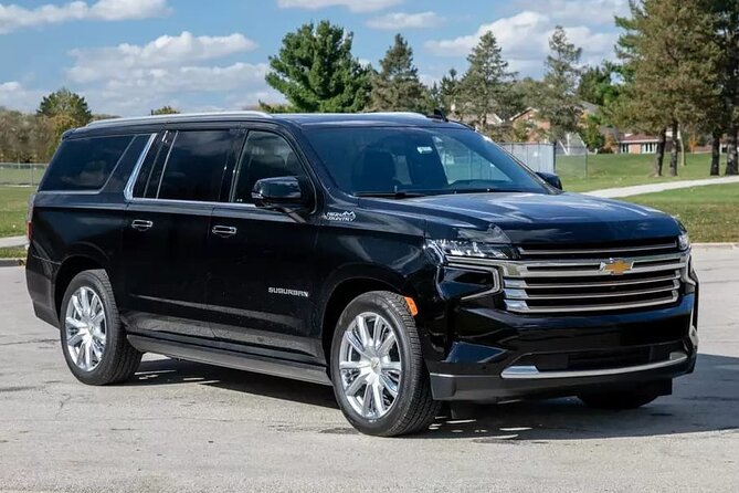 Montreal Airport YUL Private Transfer to Montreal in Luxury SUV