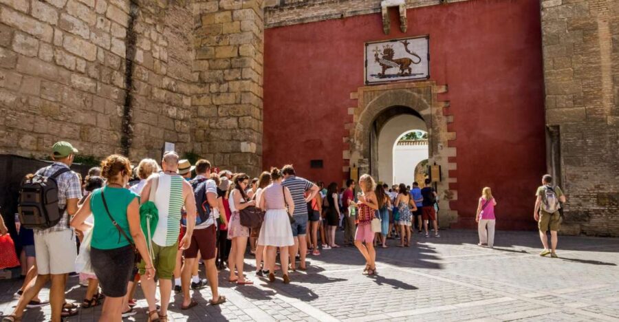 Monuments of Seville 3-Hour Guided Tour