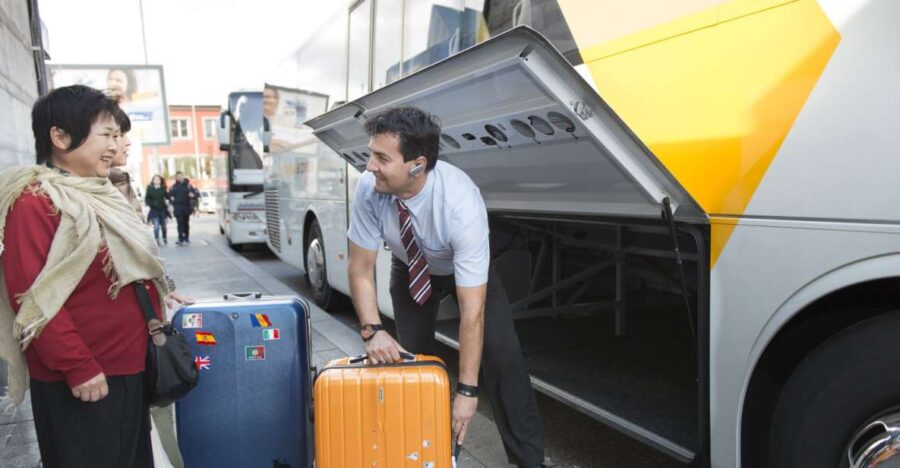 Munich: Airport Transfer by Bus