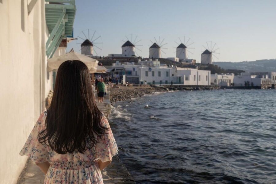Mykonos: 1 Hour Private Photo Session in Mykonos Town