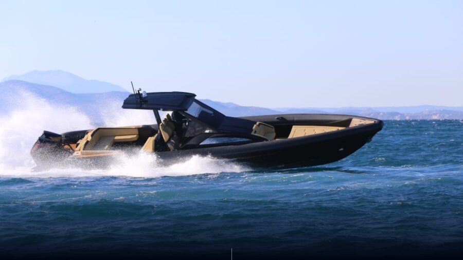 mykonos-private-cruise-on-a-brand-new-luxury-rib-overview-of-the-private-cruise