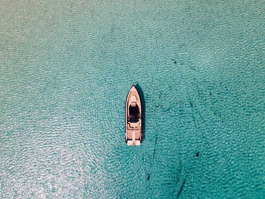 mykonos-private-cruise-on-a-luxury-pardo-50-yacht-elegance-and-innovations