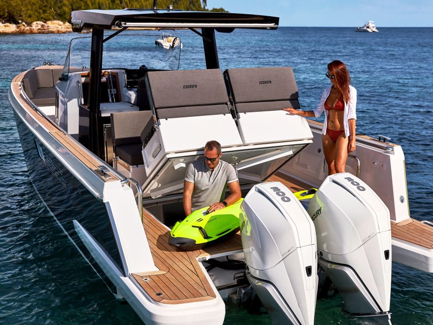 mykonos-private-luxury-yacht-cruise-with-drinks-and-snacks-activity-details-and-inclusions
