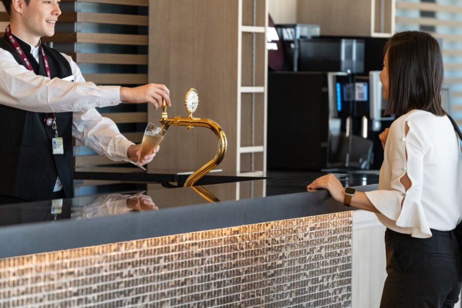 nagoya-ngo-chubu-centrair-international-airport-lounge-overview-of-the-lounge