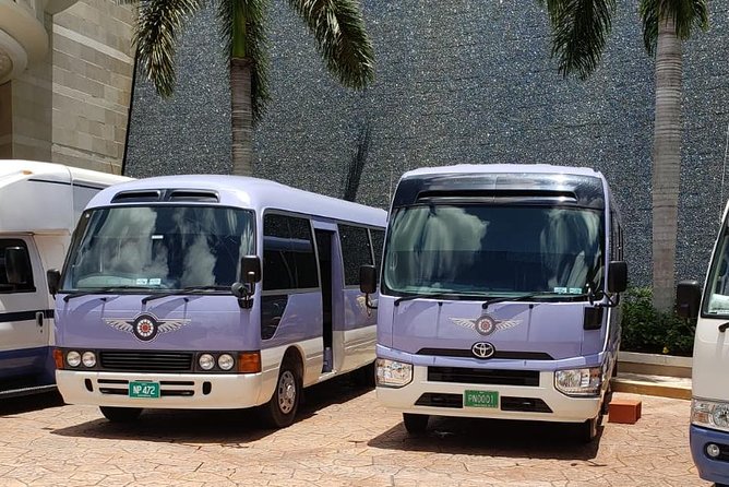 Nassau Roundtrip Airport Shared Shuttle MPT