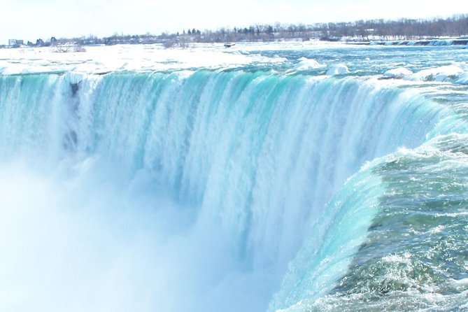Niagara at a Glance Tour With Maid of the Mist Boat Cruise