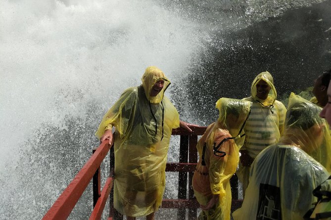niagara-falls-canadian-side-tour-and-maid-of-the-mist-boat-ride-option-tour-details
