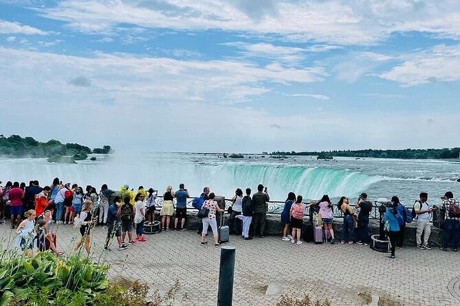 Niagara Falls Day Tour From Toronto With Winery and Niagara on the Lake Stop