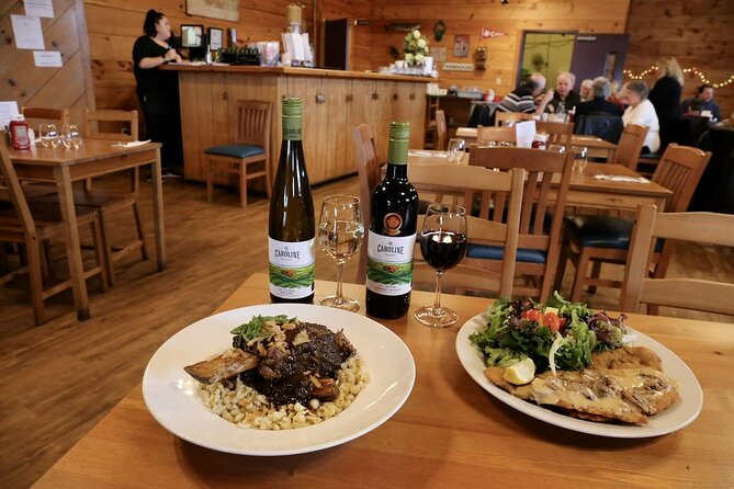 Niagara Wine Tour and Tastings With Included Transportation
