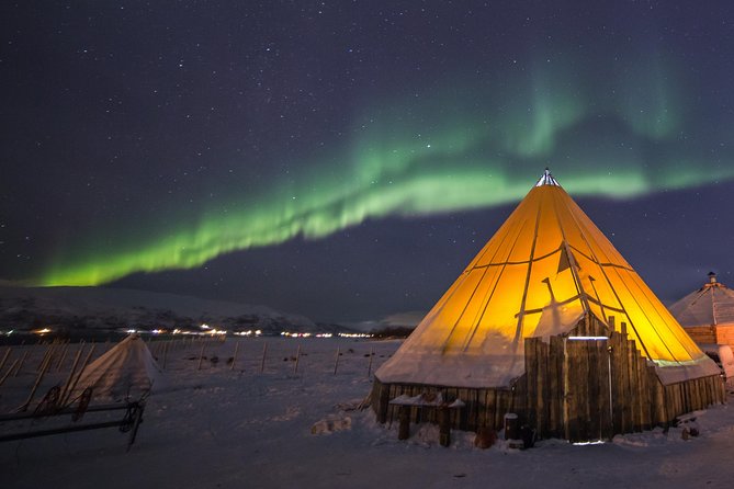 Night Reindeer Sledding With Camp Dinner and Chance of Northern Lights