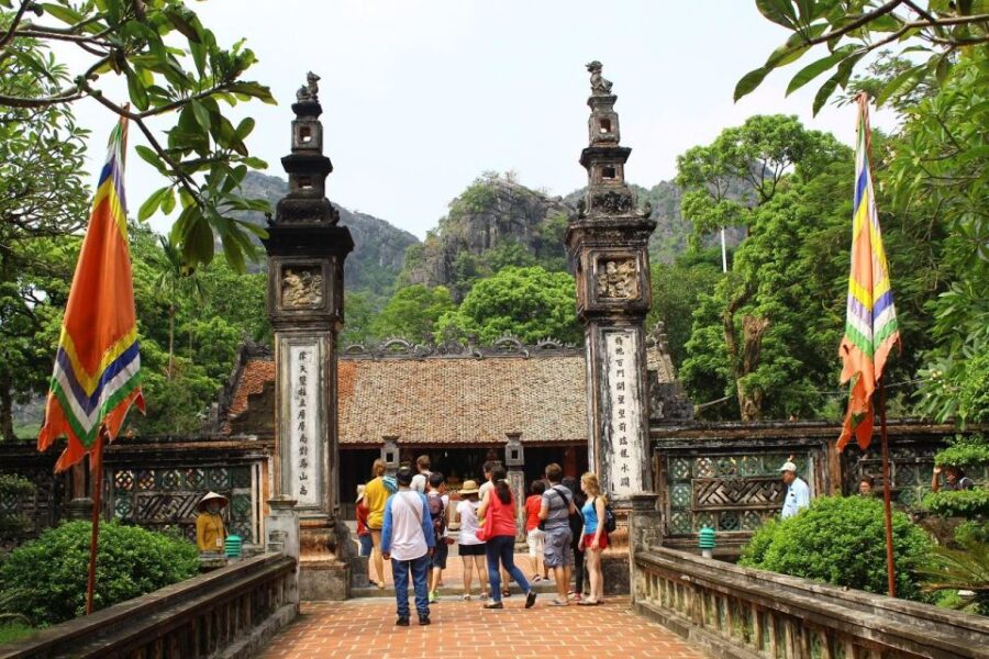 Ninh Binh 1 Day: Hoa Lu and Boating Trang an Ecotourism - Tour Overview