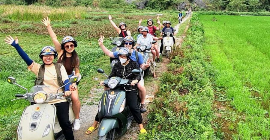 ninh-binh-vespa-tours-from-hanoi-vespa-boat-daily-life-tour-details