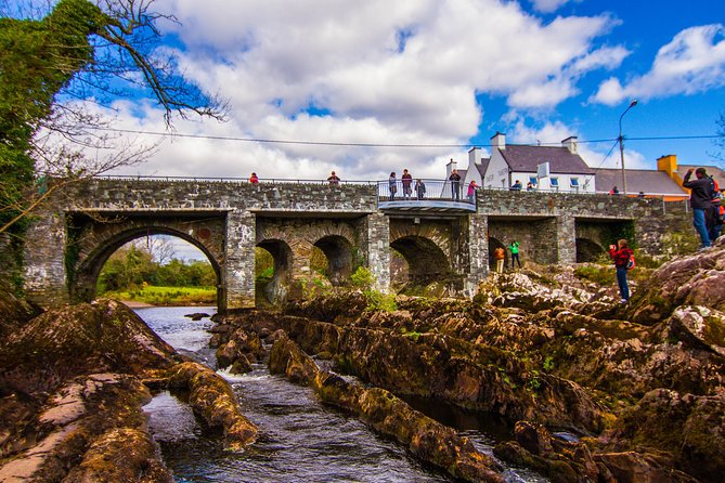 NO 1 Ring of Kerry Tour Inc Killarney Lakes & National Park