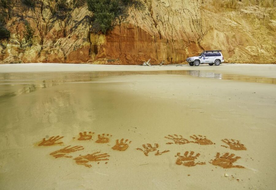 noosa-to-rainbow-beach-4-wheel-drive-tour-in-great-sandy-np-tour-highlights
