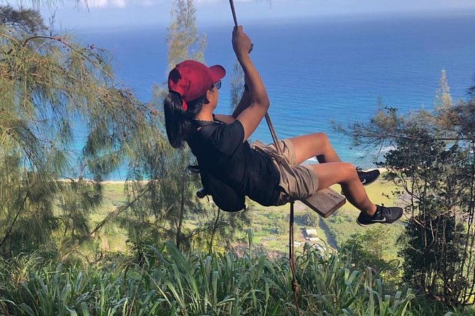 North Shore Tour Guide Hike
